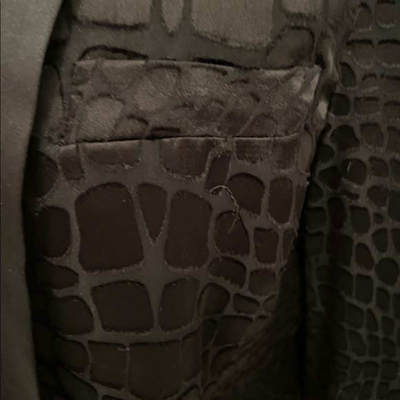 Vintage Haute Hippie Black Crocodile Pattern Silk Blend Blazer - Picture 3 of 9